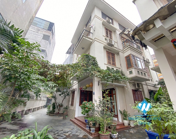 5 bedroom house for rent in Ngoc Thuy Long Bien